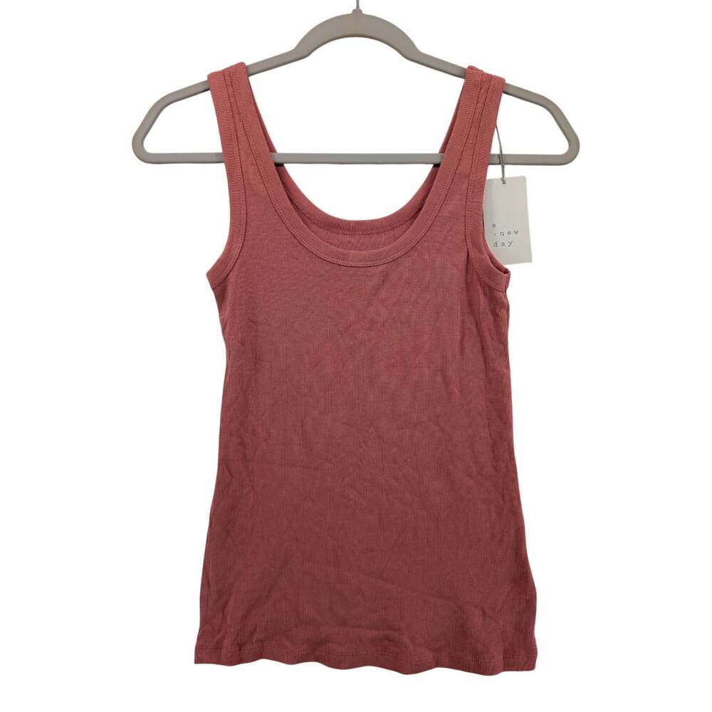 A New Day Ribbed Tank Top Womens Size XS Red Coral Scoop Neck Back New Layering